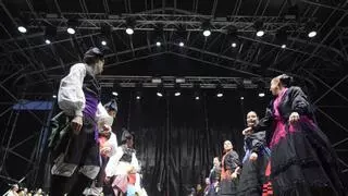 La gran noche del folclore de A Coruña da inicio a la romería de Santa Margarita