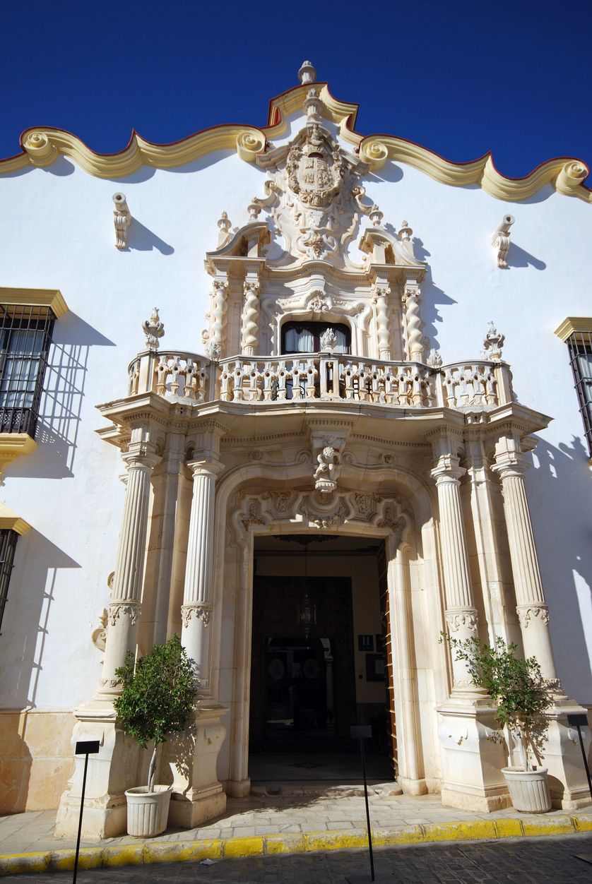 El Palacio del Marqués de La Gomera es un icono de la calle.