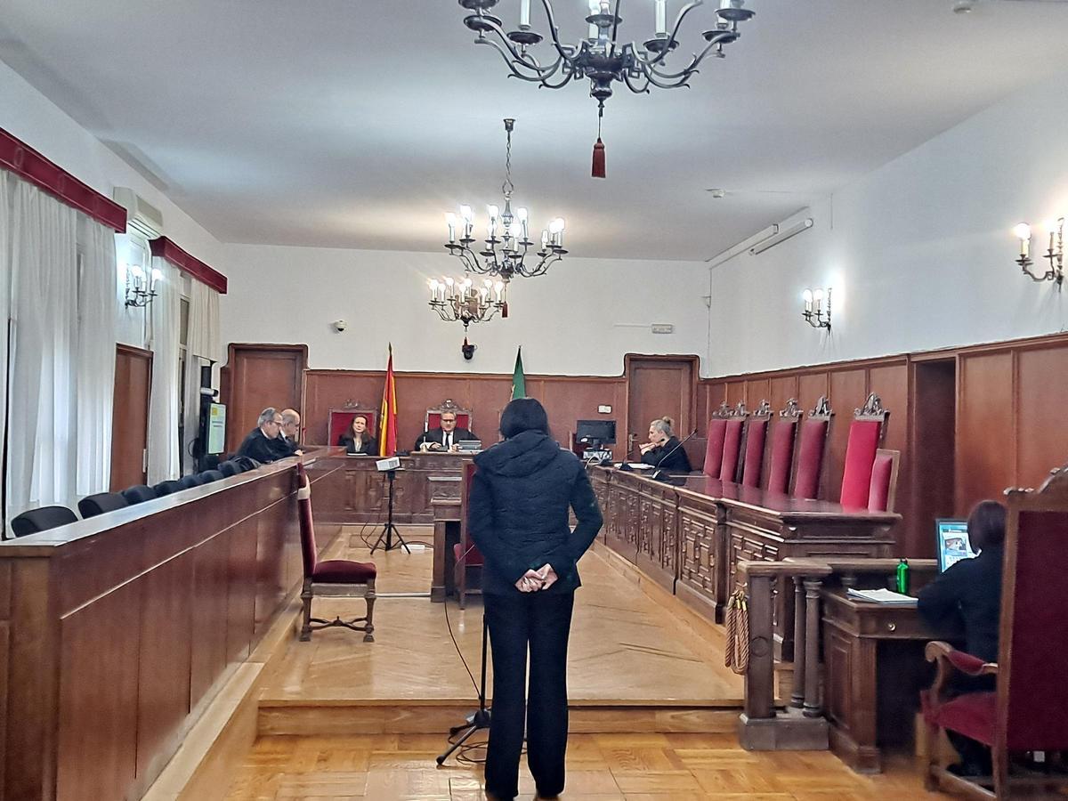 La condenada, este jueves, en la Audiencia Provincial de Badajoz.