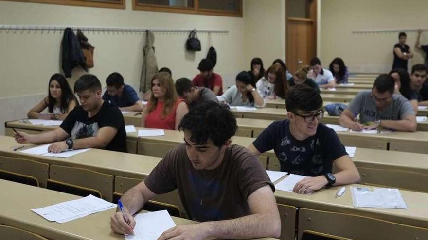 Alumnos de Bachillerato, durante las pruebas de acceso a la universidad.