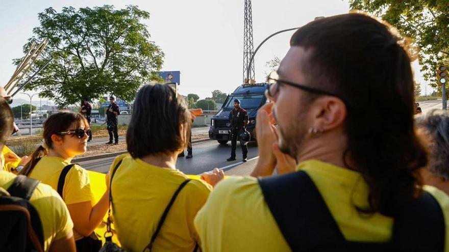 Arrenca la protesta dels professors del Bages a Cal Gravat