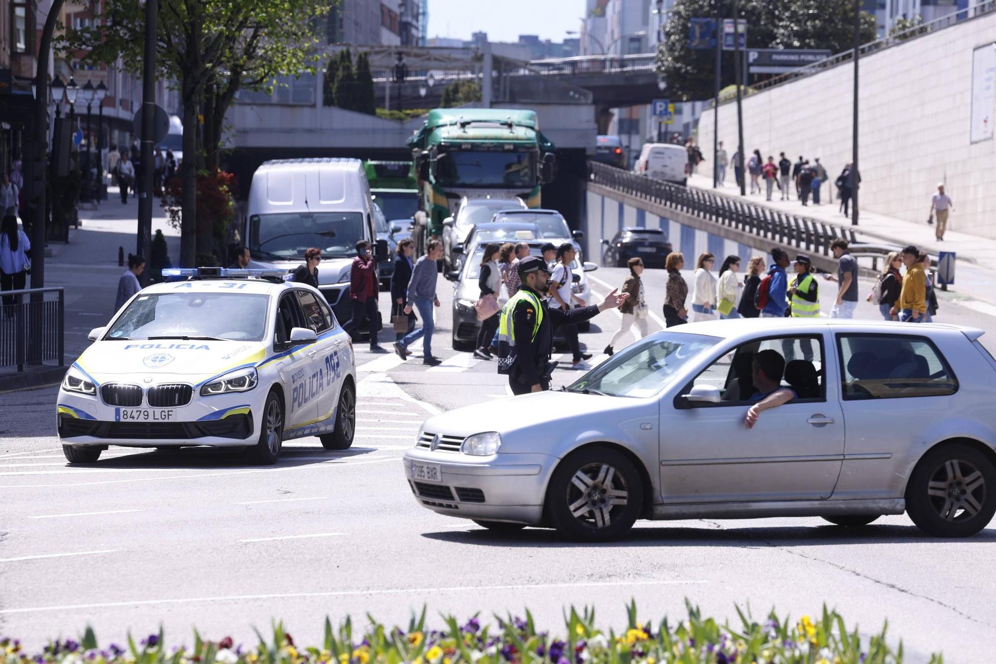 EN IMÁGENES: así se vivió el apagón en Oviedo