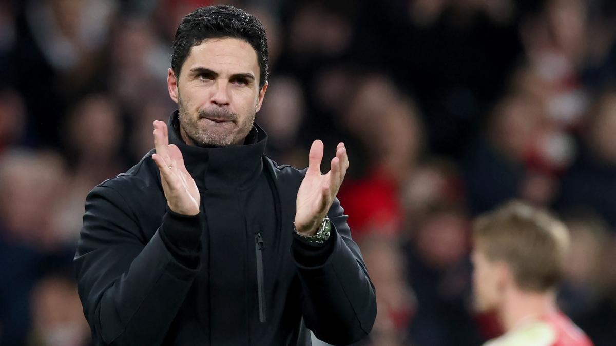 Mikel Arteta en un partido con el Arsenal