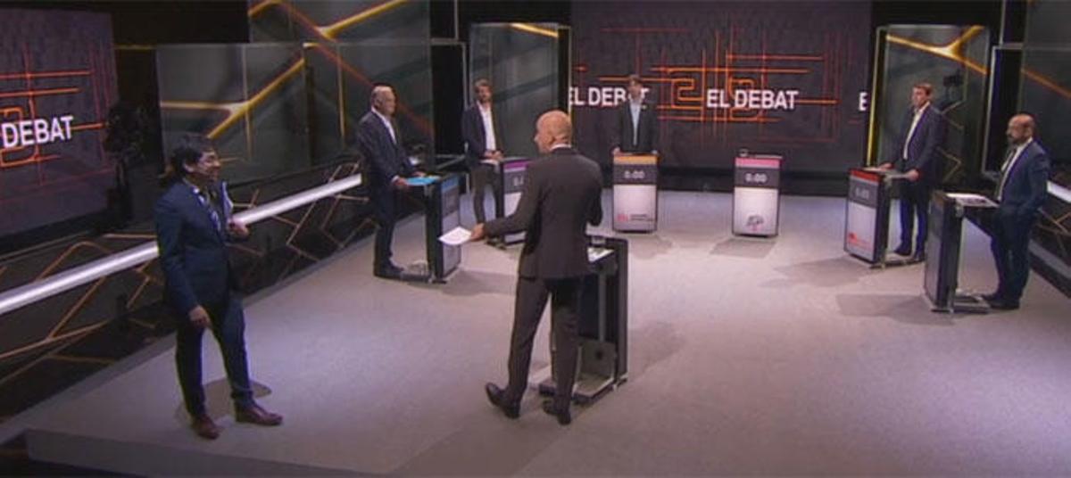 Sarri abandona el debate en señal de protesta.