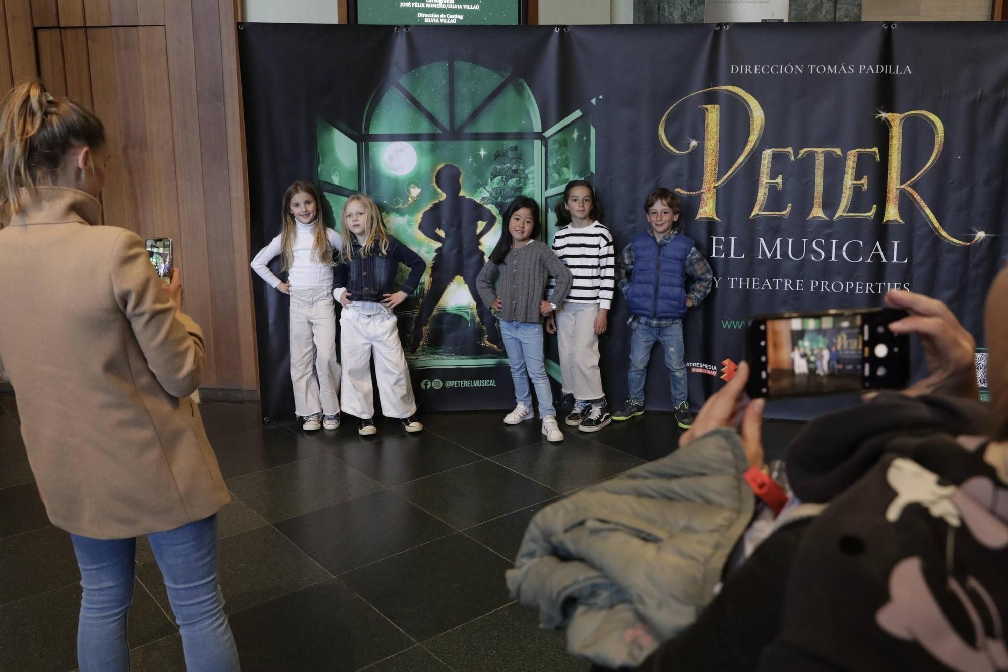 El estreno en Gijón del musical de Peter Pan, en imágenes