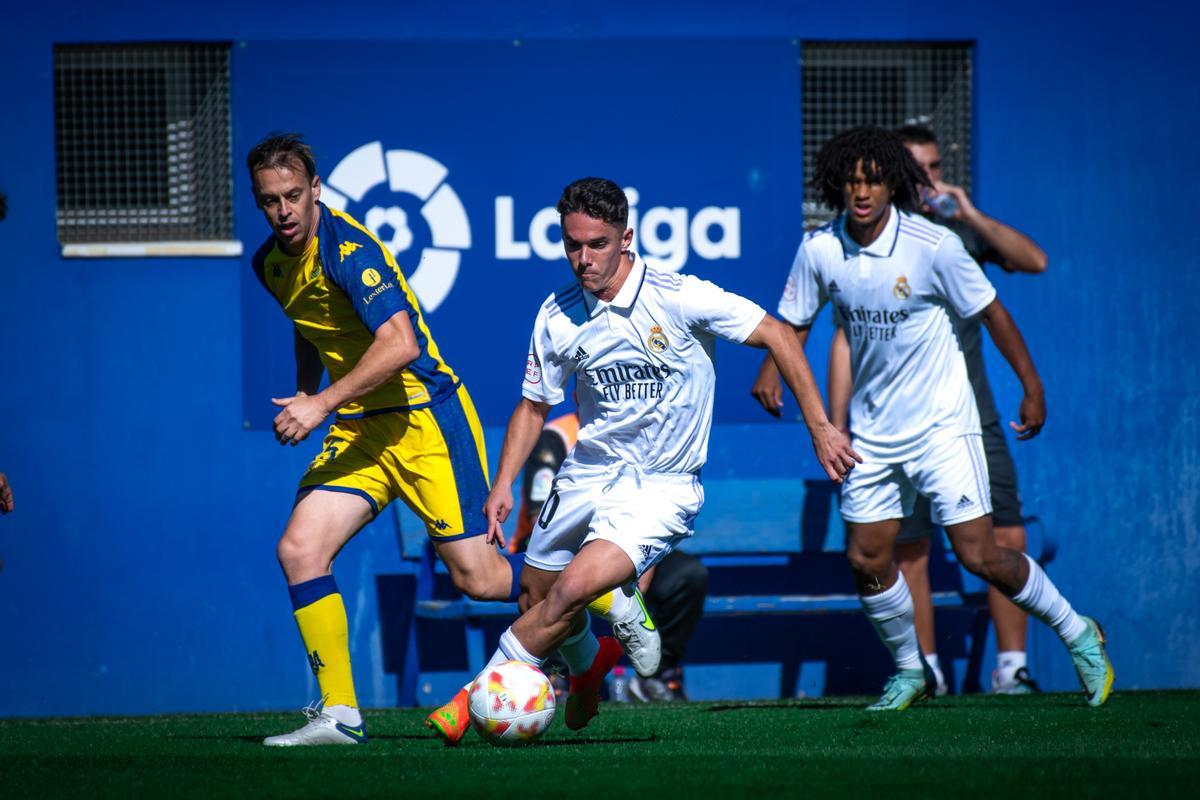 Sergio Arribas, en un partido de Primera RFEF.