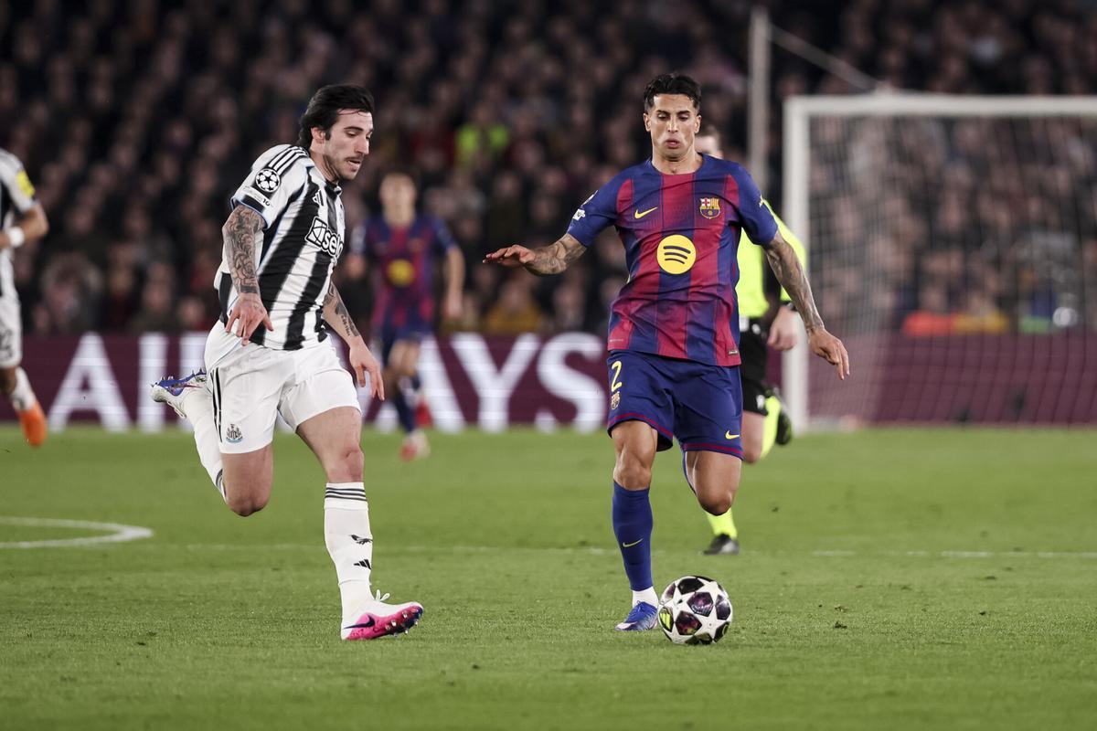 Joao Cancelo of FC Barcelona and Sandro Tonali of Newcastle United in action during the UEFA Champions League 2025/26 Round of 16 Second Leg, football match played between FC Barcelona and Newcastle United at Spotify Camp Nou stadium on March 18, 2026 in Barcelona, Spain. AFP7 18/03/2026 ONLY FOR USE IN SPAIN. Javier Borrego / AFP7 / Europa Press;2026;SPORT;ZSPORT;SOCCER;ZSOCCER;FC Barcelona v Newcastle United - UEFA Champions League 2025/26 Round of 16 Second Leg