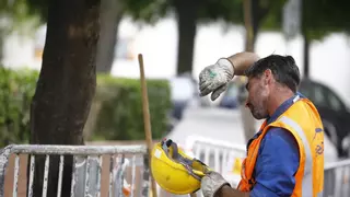 Así es el sistema que utiliza Alcalá de Henares para proteger a los trabajadores del calor extremo