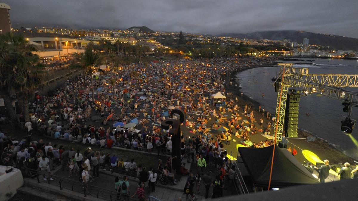 Concierto de la Fiesta de San Juan en Playa Jardín en el año 2018