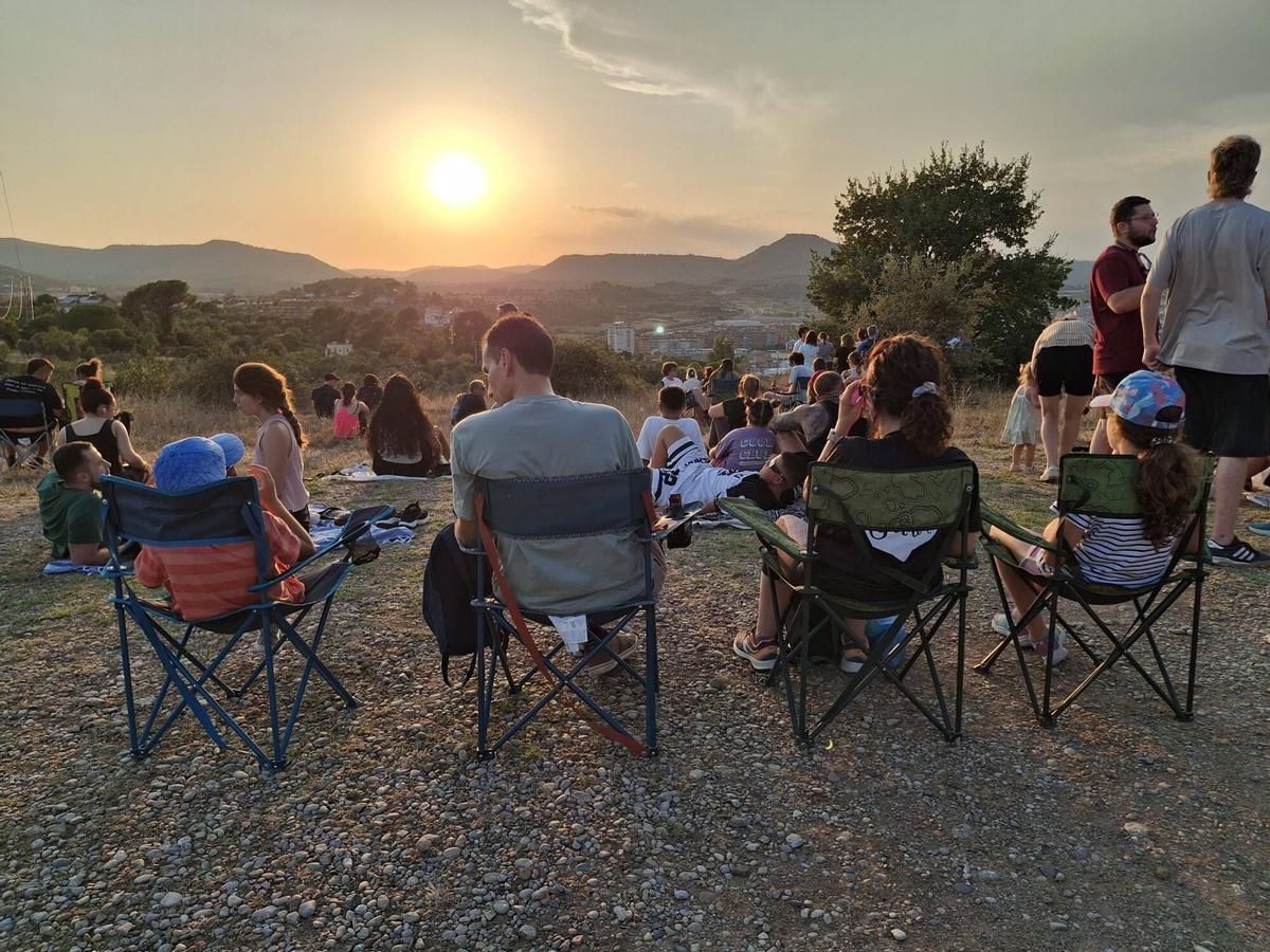 Així es va veure l'eclipsi des del centre de Manresa