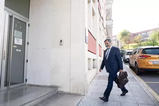 El Alcalde de Siero no se presenta a la conciliación con el portavoz del PP: "Tengo cosas mejores que hacer, ir a la playa, al monte..."
