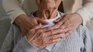 13 ancianos de Aragón pidieron ayuda en el teléfono contra el maltrato en 2023