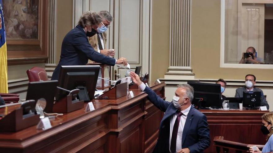 Pleno del Parlamento de Canarias (26/05/2021)