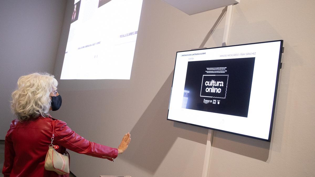 Exposición de la primera edición de Cultura Online, en el Centre del Carme, en 2020