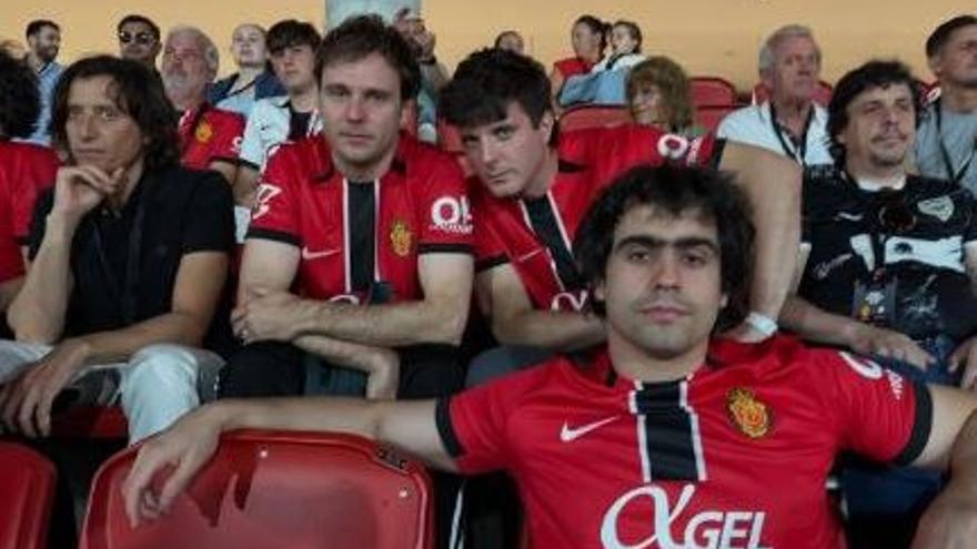 Esta famosa banda asistió al último partido del RCD Mallorca en Son Moix