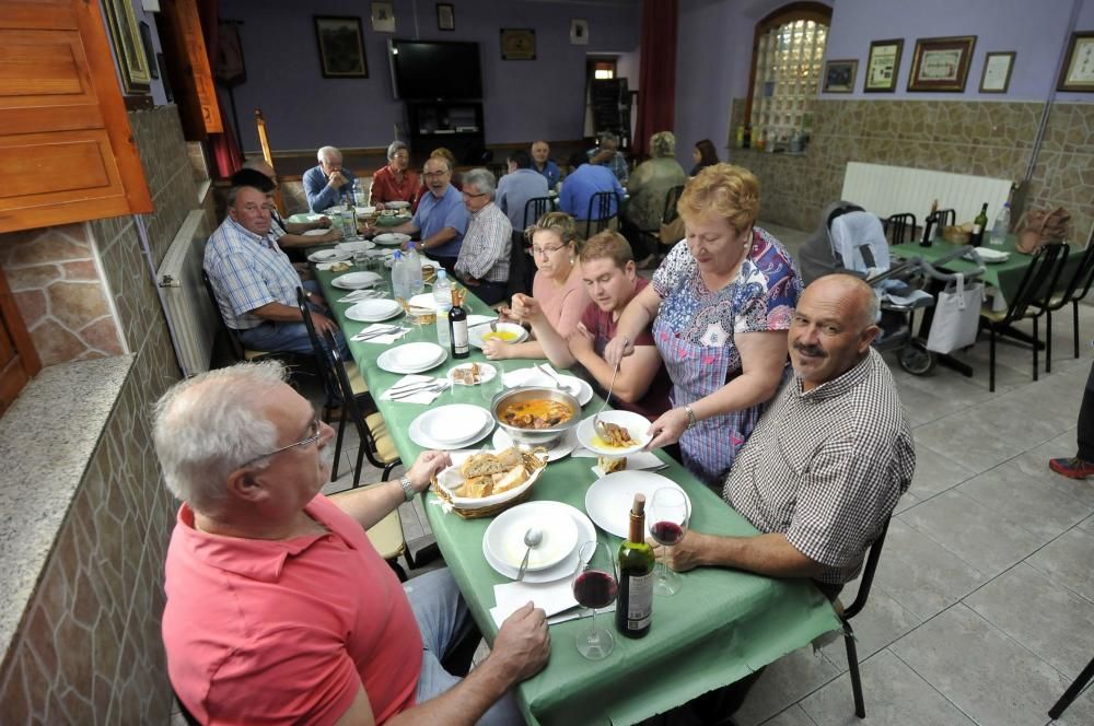 Fabada de la fiesta de El Carmen en Langreo