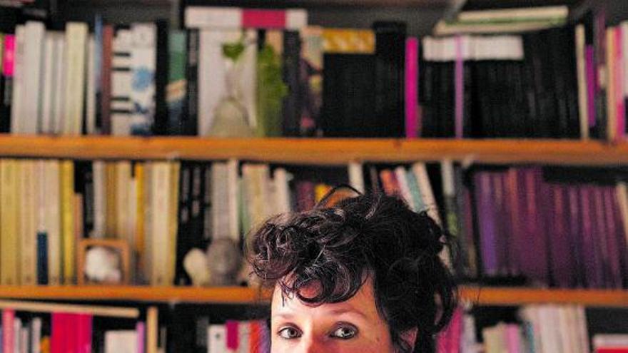 La escritora, periodista y editora Sabina Urraca. | | LAURA C. VELA