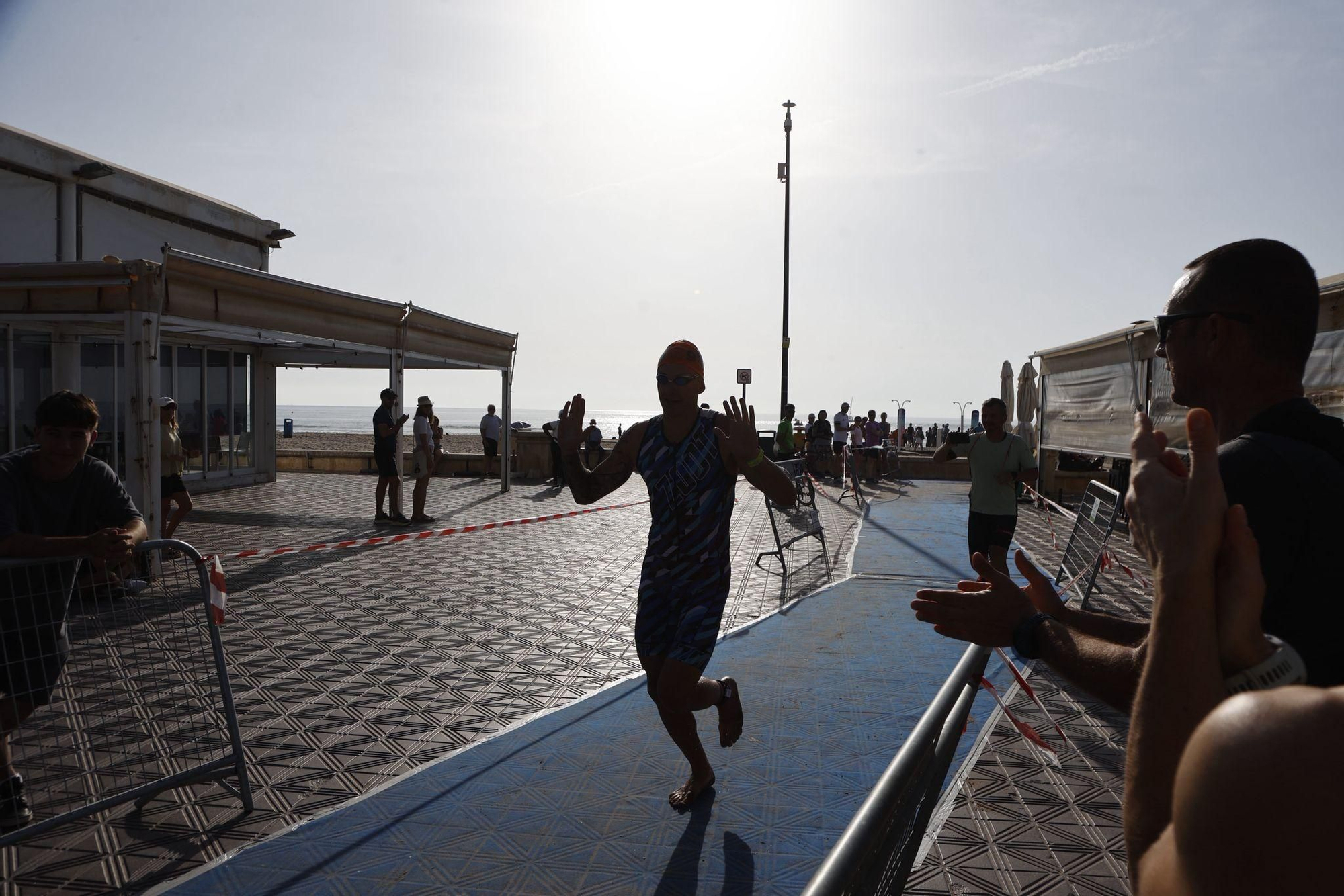 Las mejores imágenes del Mediterránea Triatlón de València