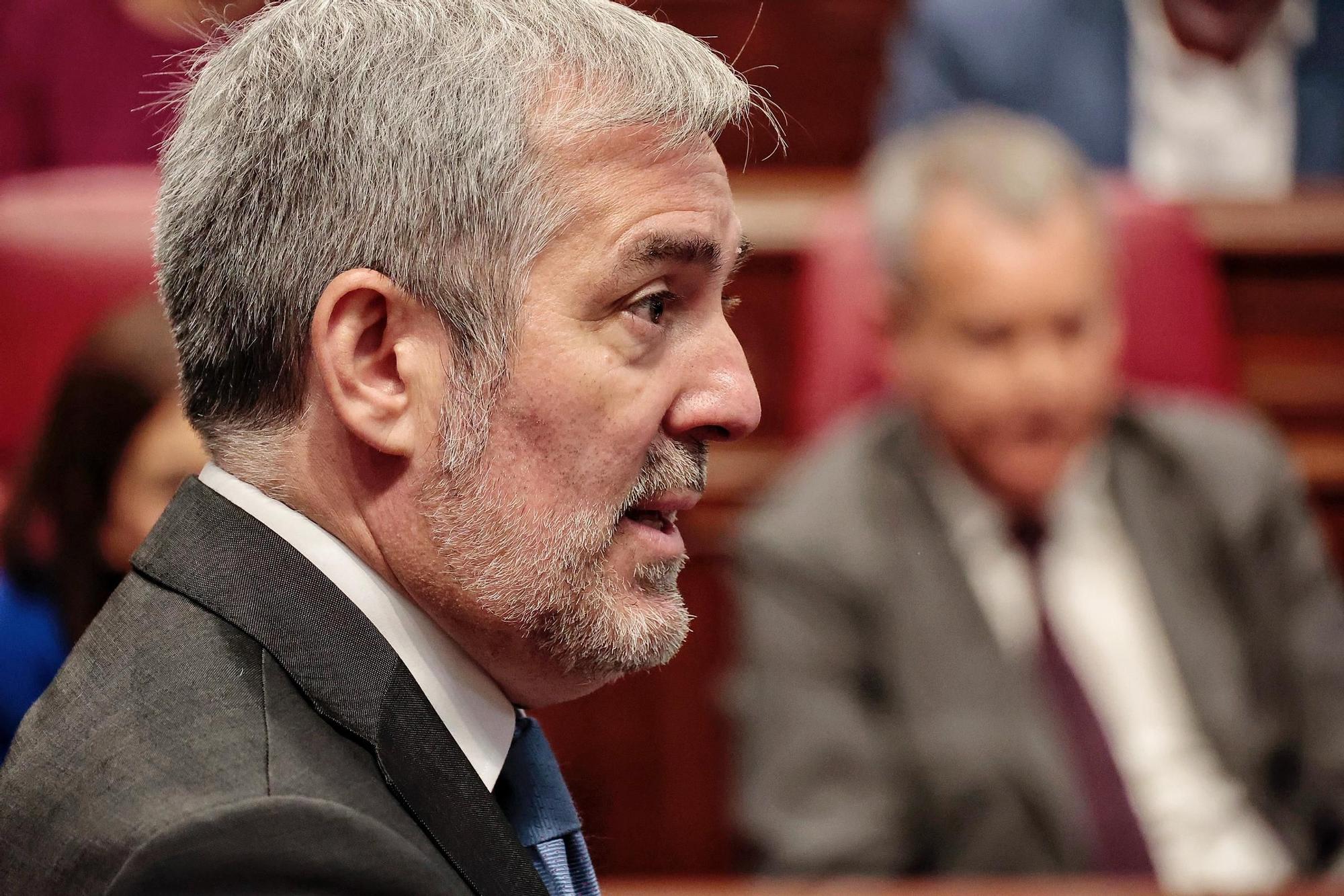 Pleno del Parlamento de Canarias
