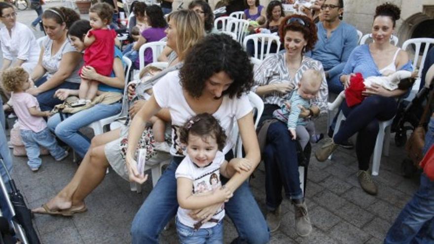 Tetada en la Plaza de Santo Domingo