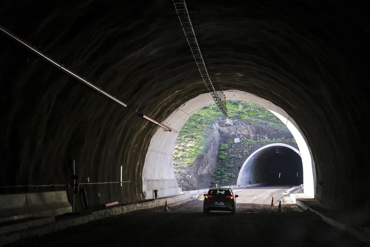 Visitas a las obras de la carretera de La Aldea
