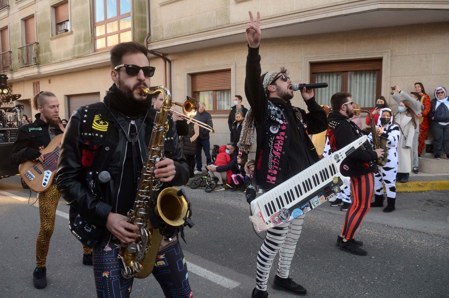 Desfile del Momo en Vilanova para despedir el Entroido 2022.