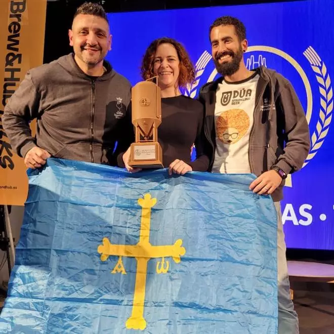 La asturiana Dúa logra el reconocimiento de mejor cervecería novel de España