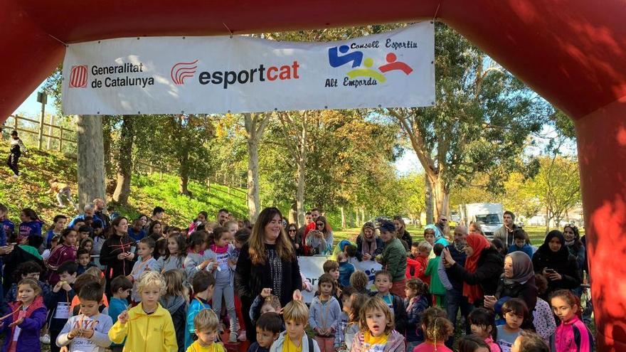 400 joves esportistes corren a Castelló d&#039;Empúries