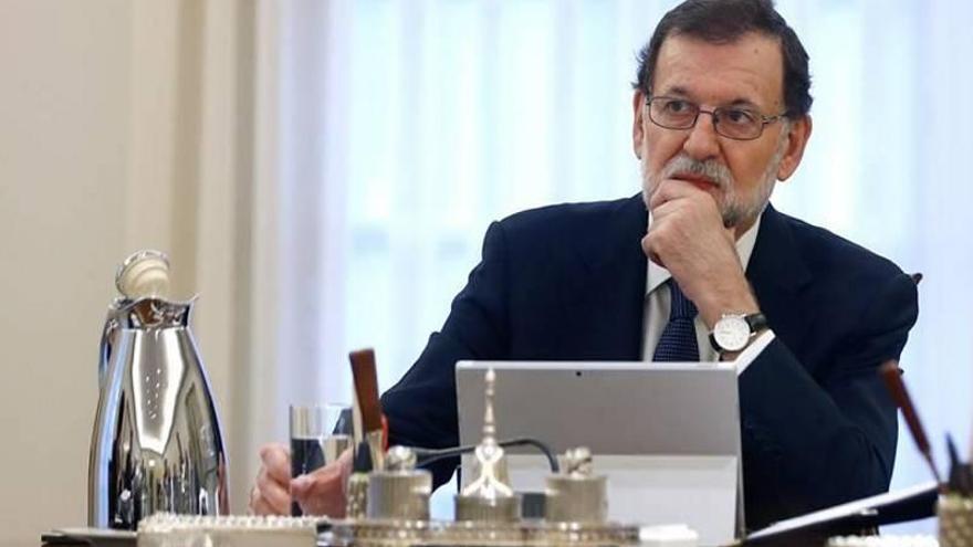 Rajoy informará a las 12.00 horas sobre las medidas ante Puigdemont