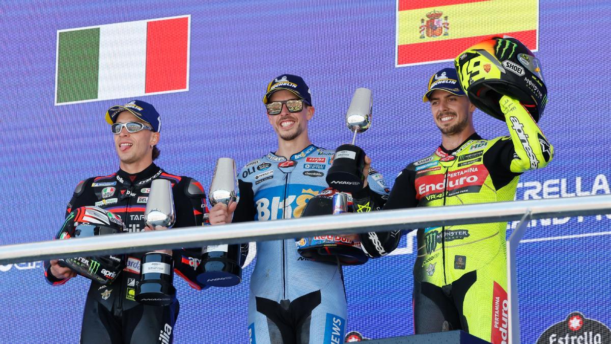 El podio del Gran Premio de España de MotoGP, con Álex Márquez, Marco Bezzecchi y Fabio Di Giannantonio