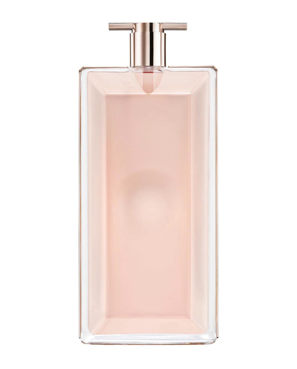 El perfume Idôle de Lancôme, premio al diseño en los Premios de la Academia del Perfume. 