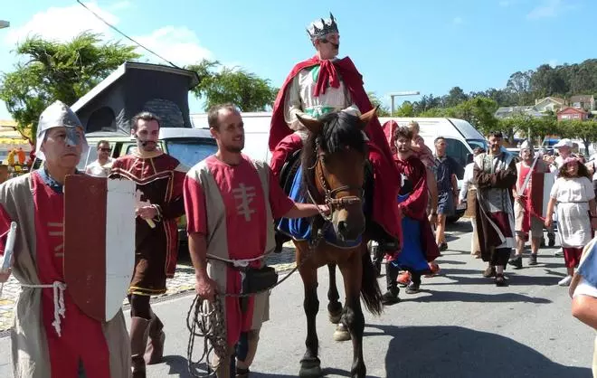 O rei Afonso IX e a dama italiana regresan a Camariñas nunha viaxe a través da historia