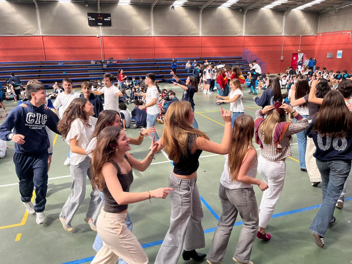 Primera jornada de las fiestas colegiales de la Inmaculada (en imágenes) Primera jornada de las fiestas colegiales de la Inmaculada (en imágenes)