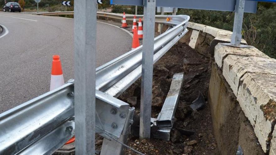 Daños en el puente Tera, en la N 631