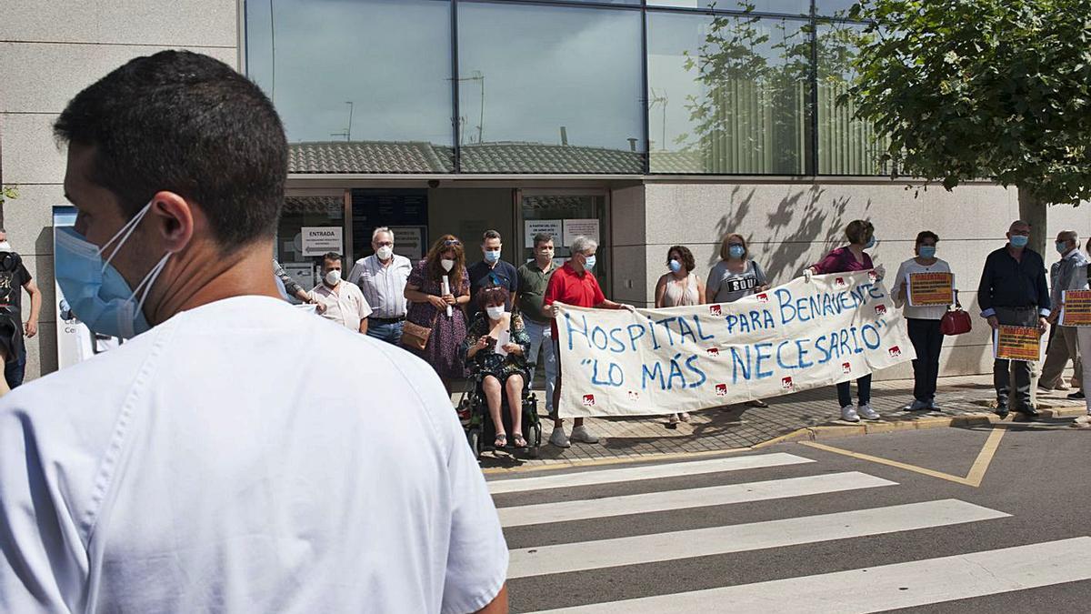 El Movimiento por la Sanidad insta a los alcaldes a reclamar los médicos que faltan