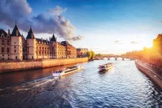 Los cruceros fluviales más espectaculares del mundo: recorren ciudades y castillos de ensueño