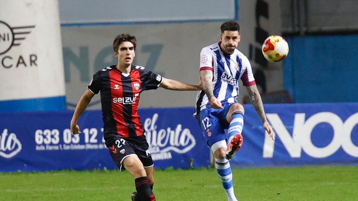 Una jugada del encuentro