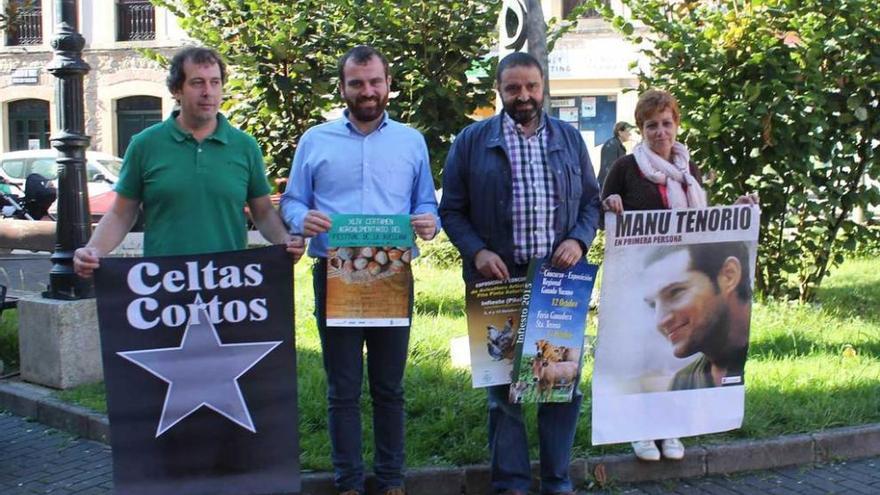 Por la izquierda, Nacho Montes, Iván Allende, José Antonio Cuevas y Viri Iglesias, durante la presentación.