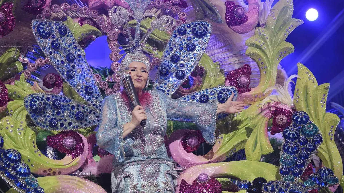 María del Carmen Ramos, 'la reina del volcán', soberana del Carnaval de los mayores