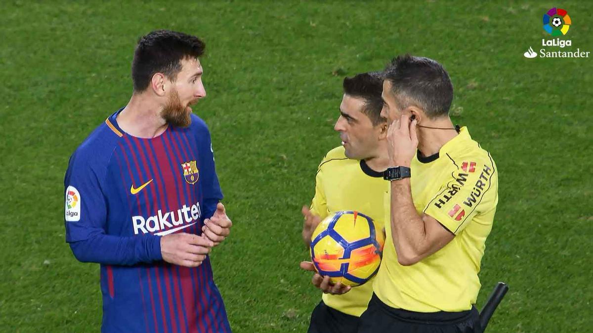 LALIGA | Valencia - FC Barcelona (1-1): Messi reclamó a los árbitros por su gol no concedido