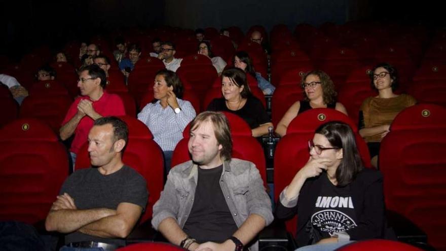 Imagen del interior de una sala de cine en A Coruña.