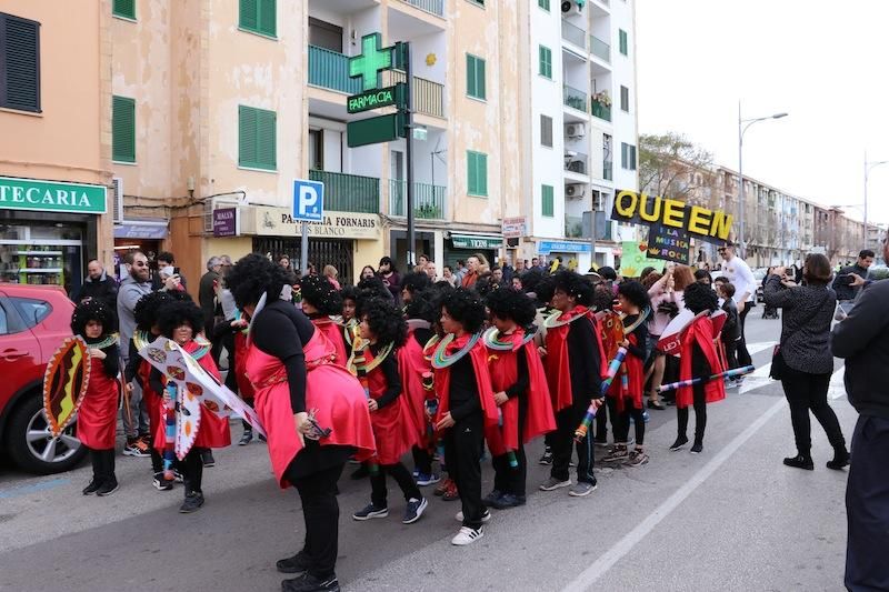 Primeros carnavales en los colegios