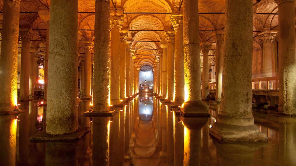 Cisterna Basílica de Estambul, Turquía