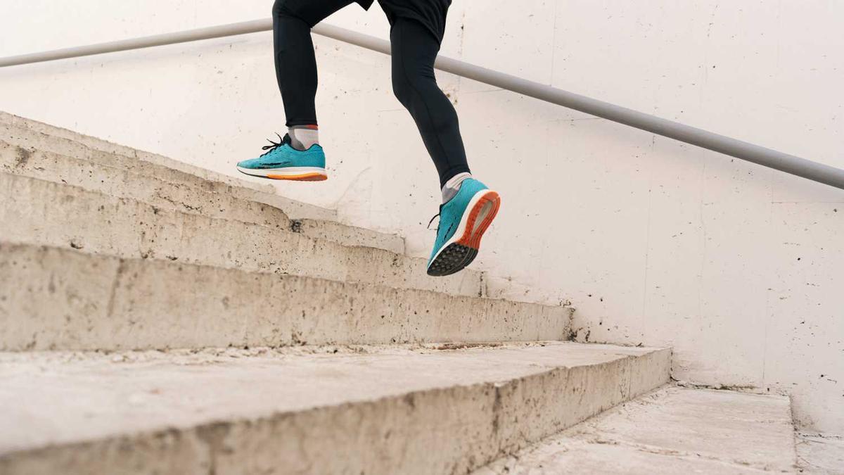 Pujar escales millora la salut cardiovascular.