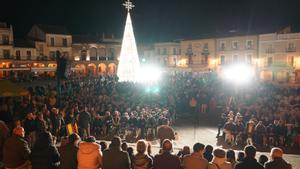 "El mérito de Vox no es de sus dirigentes sino de sus compradores"