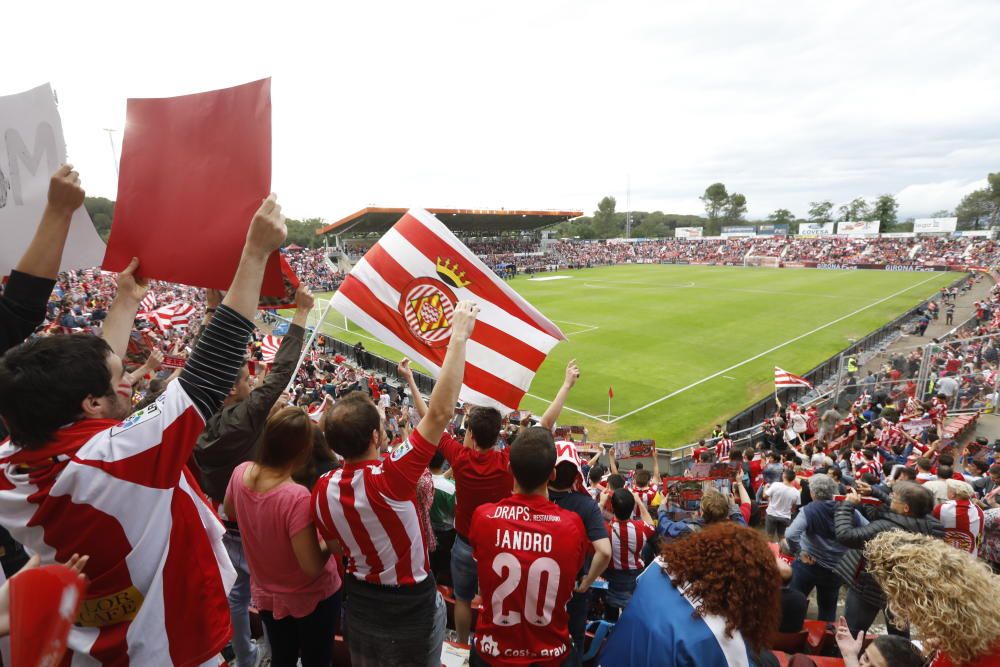 L'afició del Girona a Montilivi