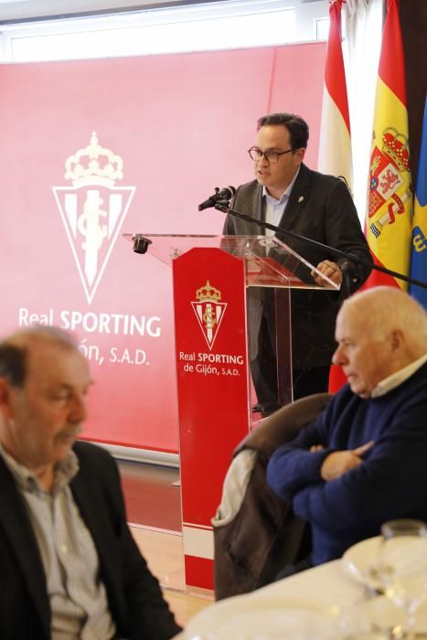 Distinción de nuevos socios de honor del Sporting.