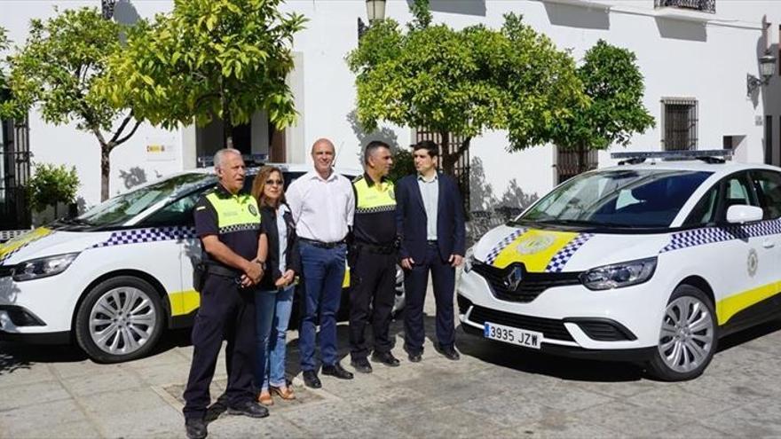 Dos nuevos vehículos para la policía local