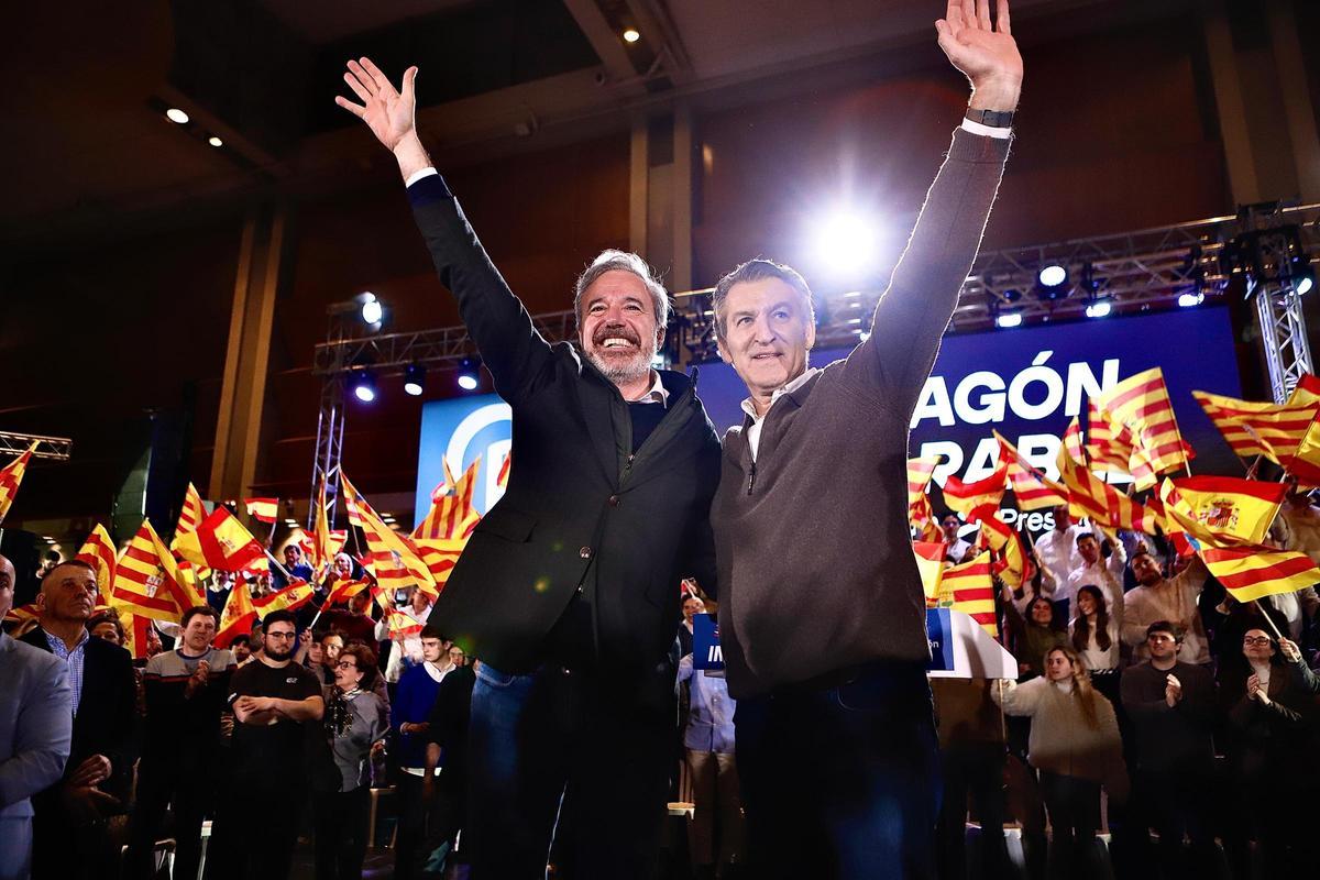 Azcón y Feijóo, en el mitin de cierre de campaña del PP.