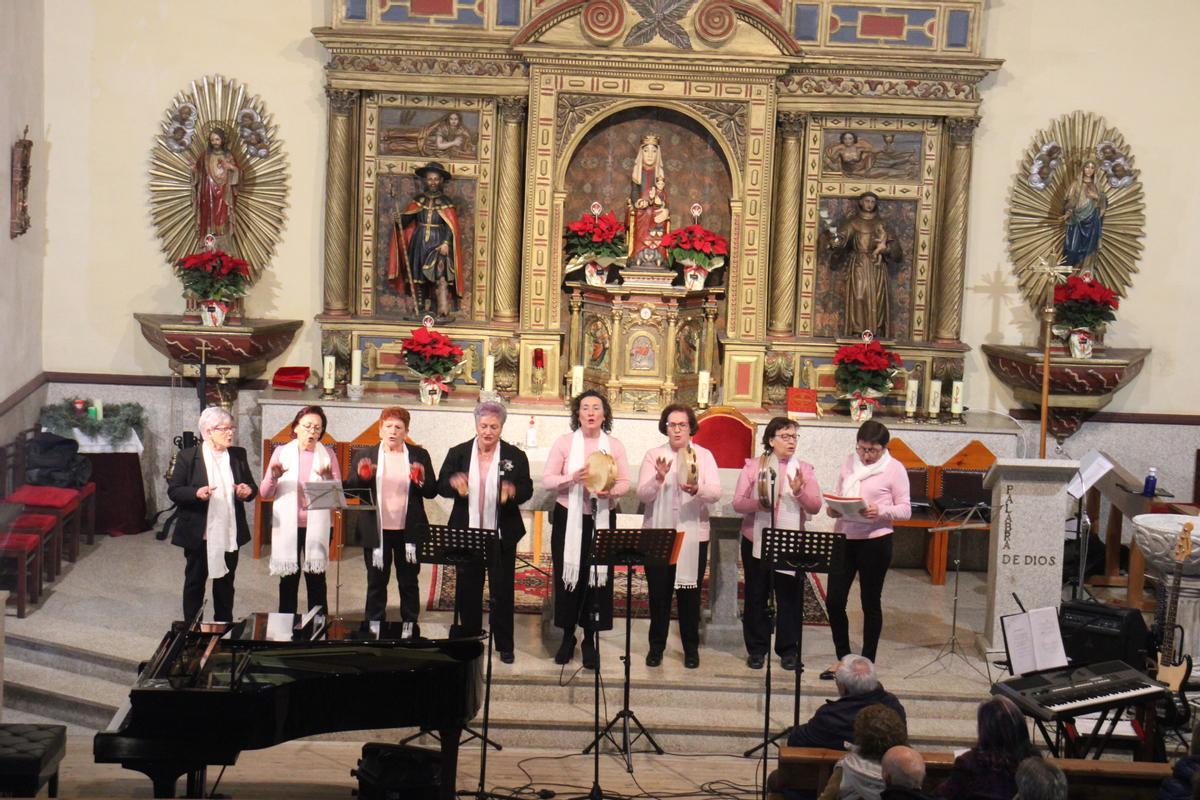 La X edición del concierto de Villancicos llenó de música y público la iglesia de la Asunción en Mombuey